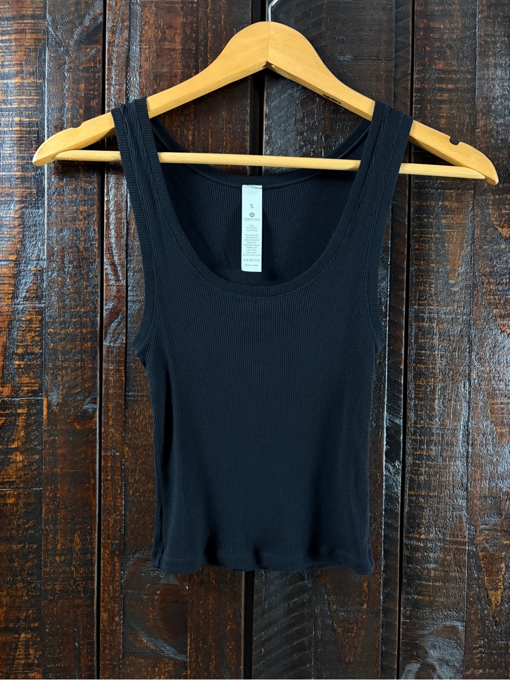 Women's Black Ribbed Modal Cropped Tank Top Small